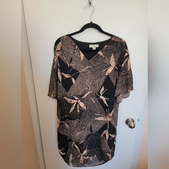 Halston Dress Black & Beige Womens Size Small Fair Condition due to missing belt - Picture 1 of 4